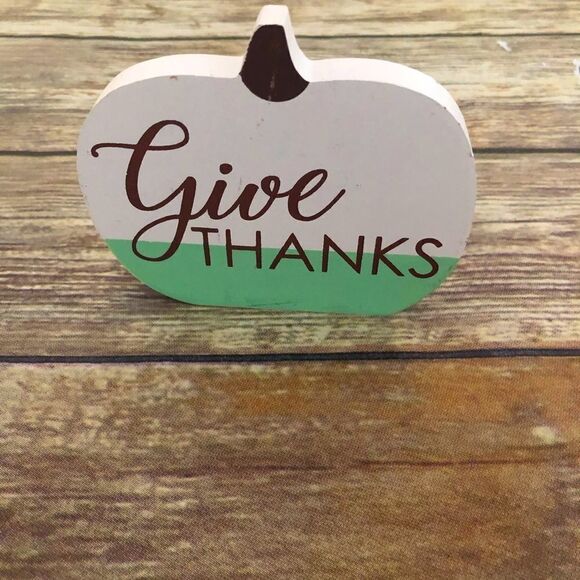 Pumpkin decor  - Picture 1 of 2